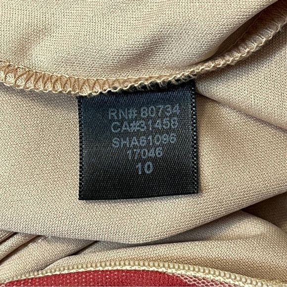 BCBGMaxAzria Multi Tier Halter Style Dress. Red and Cream Size 10 #1176 - Picture 8 of 8